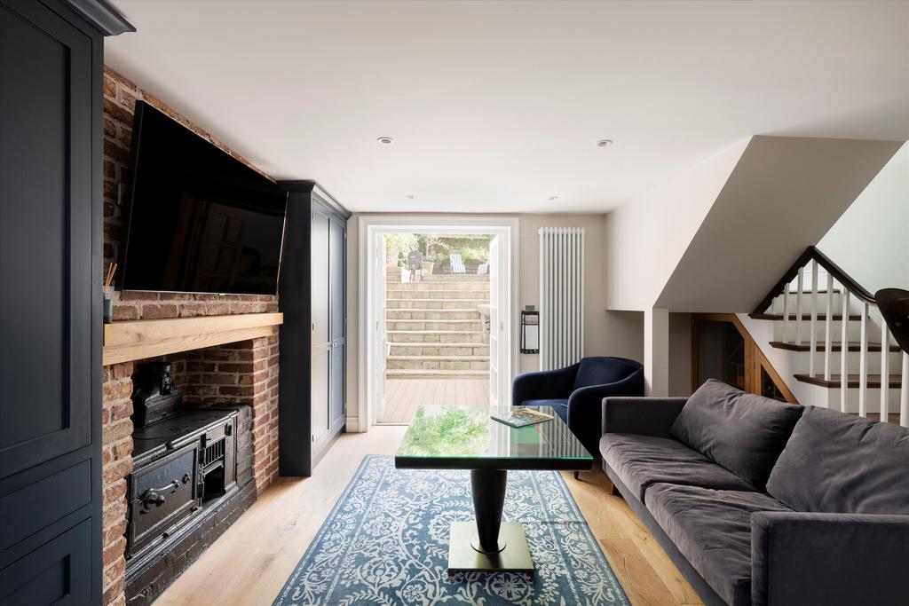 Living room, fireplace