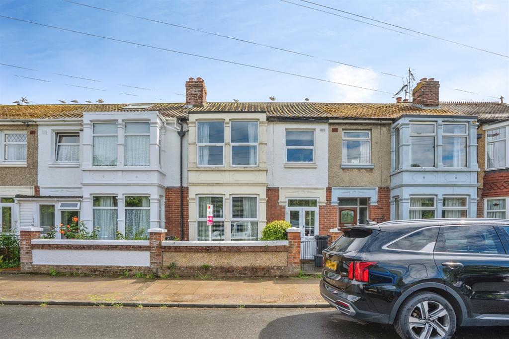3 bedroom terraced house for sale