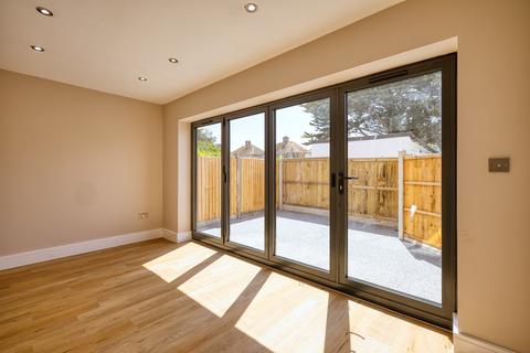 3 bedroom detached house for sale, Westover Gardens, Broadstairs, Kent, CT10