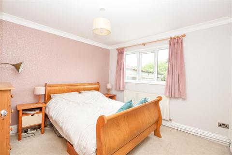 2 bedroom detached bungalow for sale, Ailcey Road, Ripon