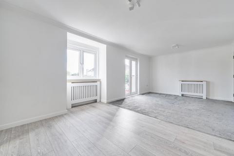 2 bedroom apartment for sale, Sherwood Avenue, Larkfield