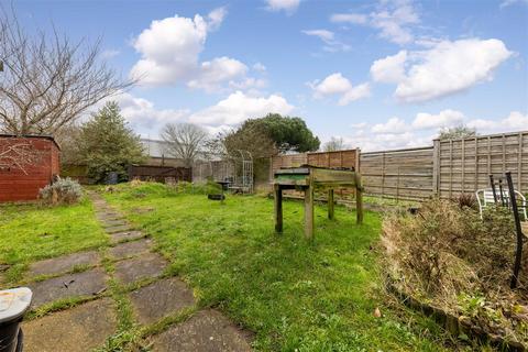 3 bedroom semi-detached house for sale, Coleburn Road, Norwich