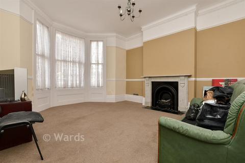 5 bedroom semi-detached house for sale, North Avenue, Ramsgate CT11