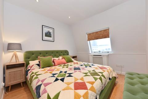 2 bedroom apartment for sale, Cleveland Street, Fitzrovia, W1T