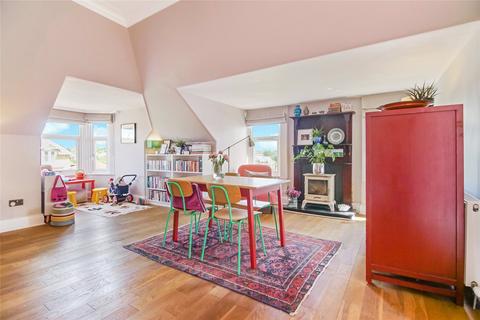 2 bedroom flat for sale, Winton Drive, Kelvinside, Glasgow, G12