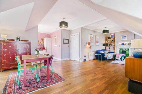 2 bedroom flat for sale, Winton Drive, Kelvinside, Glasgow, G12
