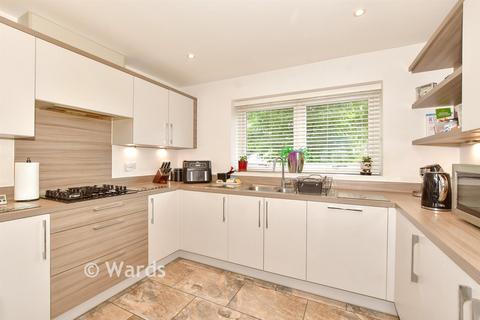 2 bedroom chalet for sale, Melanie Close, Folkestone, Kent