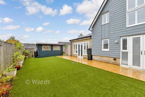 2 bedroom chalet for sale, Melanie Close, Folkestone CT19