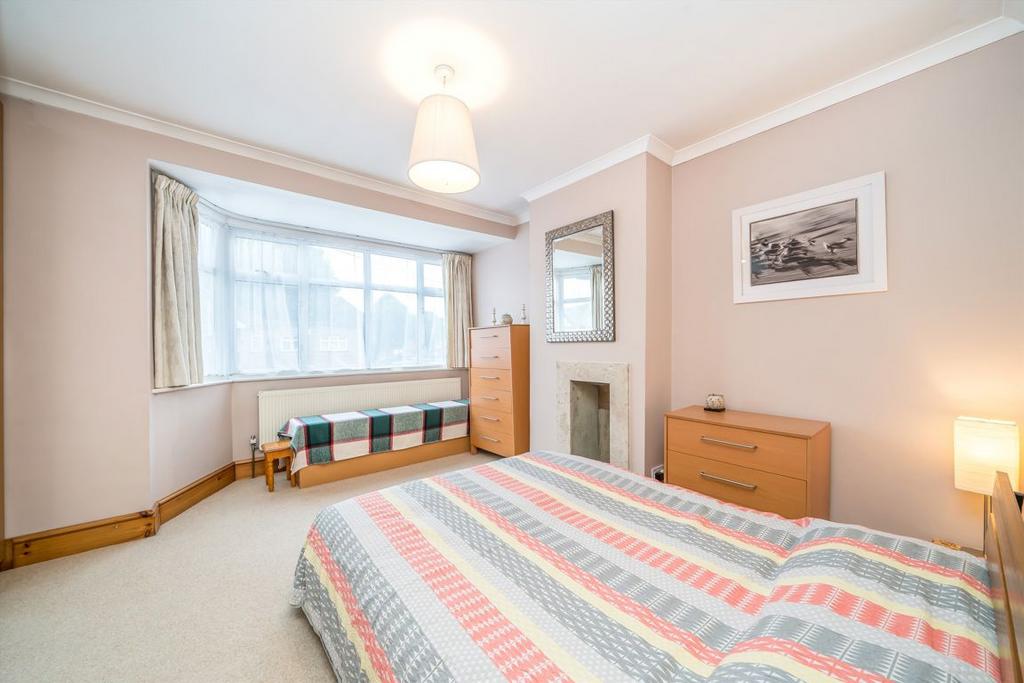 Bedroom, fireplace