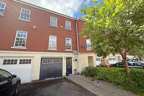 3 bedroom townhouse to rent, Abbeylea Drive, Westhoughton, BL5