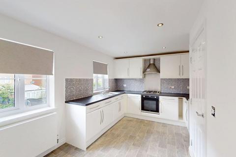 3 bedroom townhouse to rent, Abbeylea Drive, Westhoughton, BL5