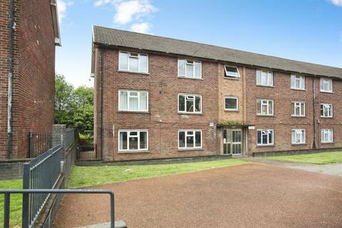 2 bedroom flat for sale, Treharne Flats, Rhydyfelin, Pontypridd