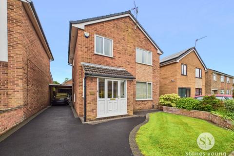 3 bedroom detached house for sale, Elm Close, Rishton, BB1