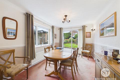 3 bedroom detached house for sale, Elm Close, Rishton, BB1