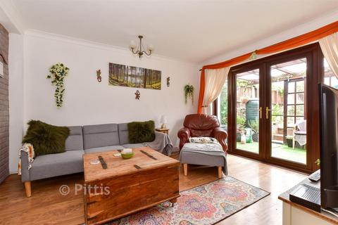 7 bedroom semi-detached house for sale, Leed Street, Sandown PO36