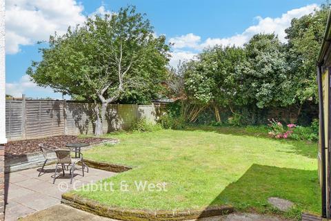 4 bedroom detached house for sale, Arundel Road, Peacehaven, East Sussex