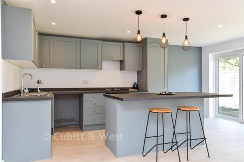 4 bedroom detached house for sale, Arundel Road, Peacehaven, East Sussex