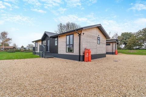 2 bedroom holiday lodge for sale, Swinethorpe, Lincoln NG23