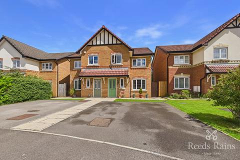 3 bed semi-detached house for rent in Hartford Road, St. Helens WA10