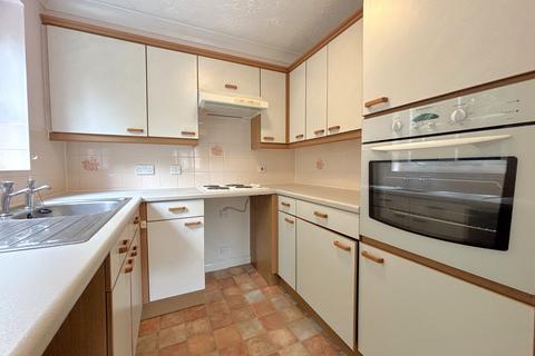 1 bedroom retirement property for sale, Station Road, Letchworth Garden City, SG6