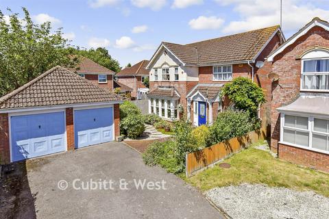4 bedroom detached house for sale, Jasmine Close, Littlehampton BN17
