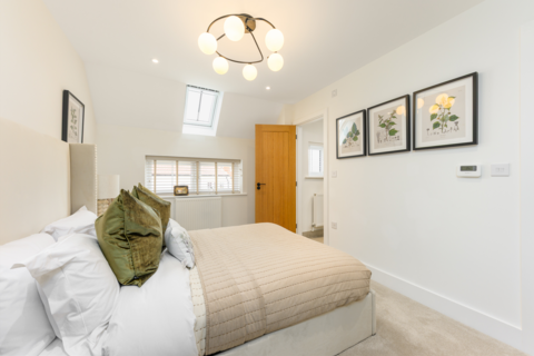 undefined, Duplex Apartment, Cranbrook High Street, Kent TN17 3HF