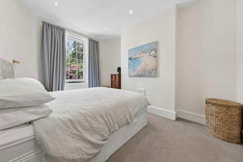 3 bedroom flat for sale, Fortess Road, London NW5