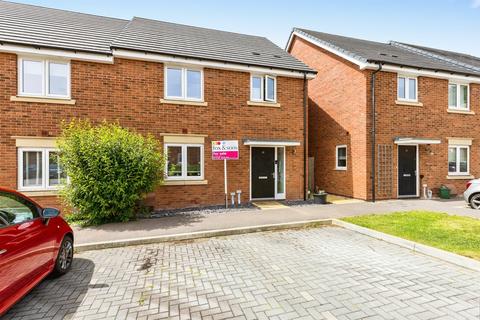 3 bedroom semi-detached house for sale, Woodfox Way, Haywards Heath
