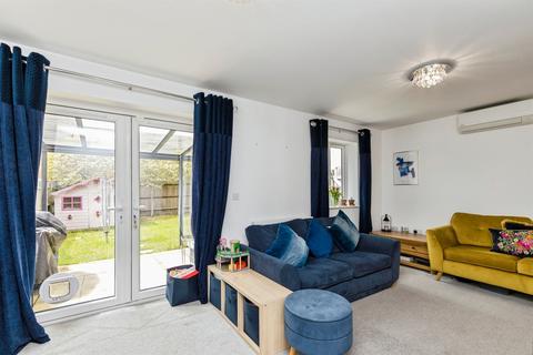 3 bedroom semi-detached house for sale, Woodfox Way, Haywards Heath