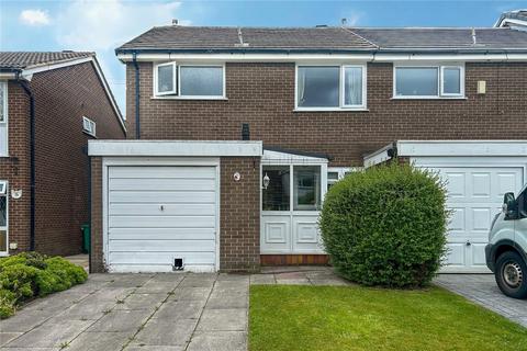 3 bedroom end of terrace house for sale, The Fairway, Manchester, Greater Manchester, M40