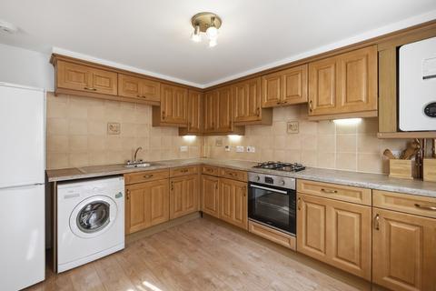 2 bedroom flat for sale, 4/1 Dicksonfield, Edinburgh, EH7