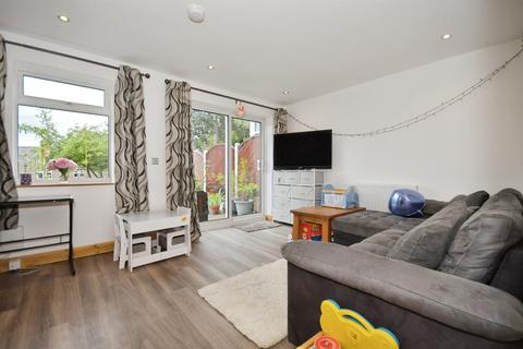 2 bedroom end of terrace house for sale, Hurst Rise, MATLOCK
