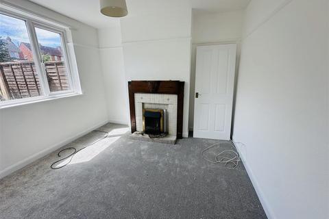 3 bedroom terraced house for sale, Sullivan Road, Courthouse Green, Coventry *IDEAL STARTER HOME IN THE COURTHOUSE GREEN AREA OF COVENTRY*