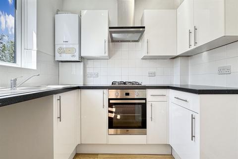 1 bedroom flat for sale, 1 bedroom First Floor Flat in Chichester