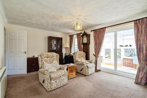 2 bedroom bungalow for sale, Glaven Close, North Walsham, Norfolk, NR28