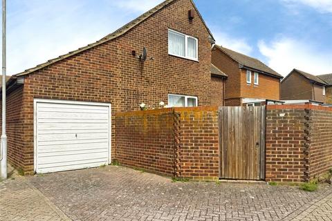 2 bedroom end of terrace house for sale, Lovell Road, Minster on Sea, Sheerness, Kent, ME12