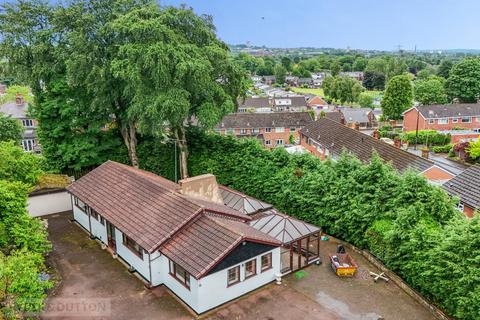 3 bedroom detached bungalow for sale, Thorncliffe Avenue, Royton, Oldham, OL2