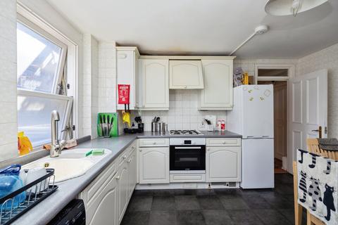 3 bedroom flat for sale, Pitsea Street, London, E1