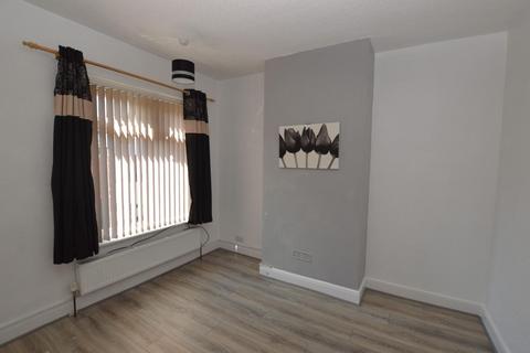 2 bedroom terraced house for sale, Grace Road, Leicester