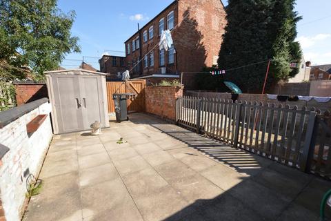 2 bedroom terraced house for sale, Grace Road, Leicester