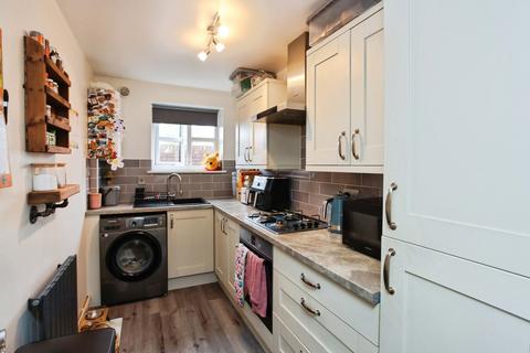 2 bedroom flat for sale, Gardyne Mews, Springwell Road, Tonbridge, Kent, TN9