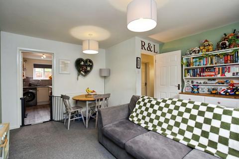 2 bedroom flat for sale, Gardyne Mews, Springwell Road, Tonbridge, Kent, TN9