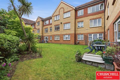 1 bedroom flat for sale, Westminster court, Wanstead