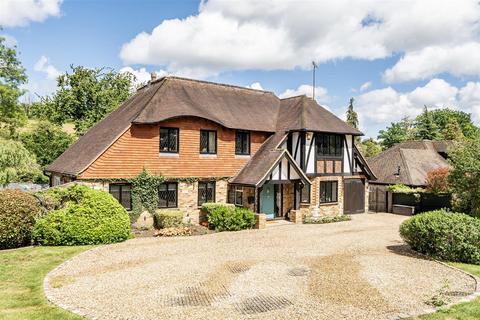 4 bedroom detached house for sale, Forest Drive, Kingswood, Surrey