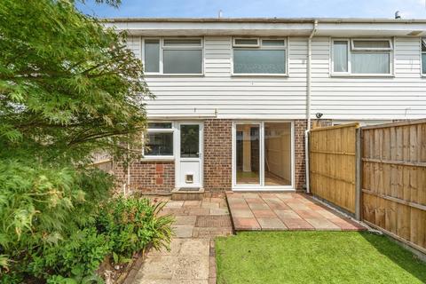 undefined, Norris Close, Romsey