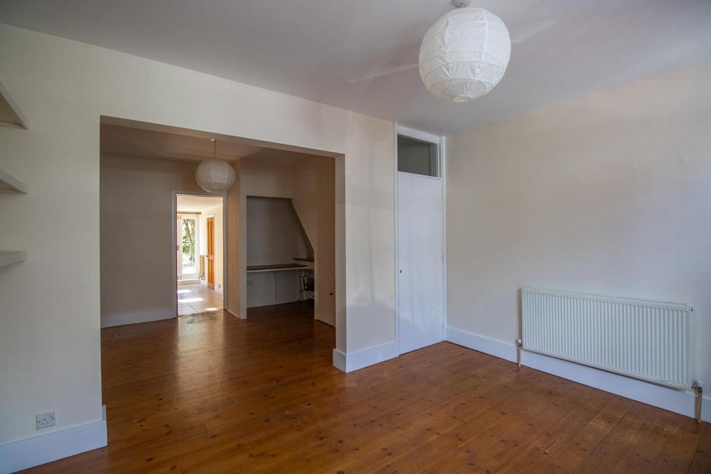 House in Cambridge, Romsey - View 3