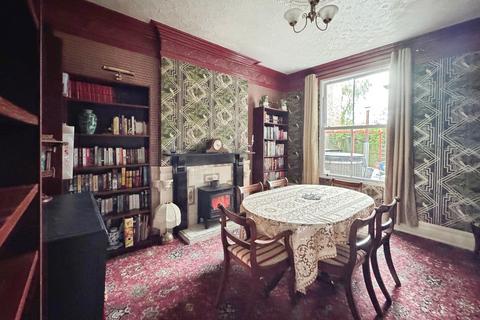 5 bedroom detached house for sale, Alexandra Road, Winshill, Burton-on-Trent, DE15