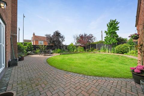 4 bedroom detached house for sale, Church View, Ardleigh