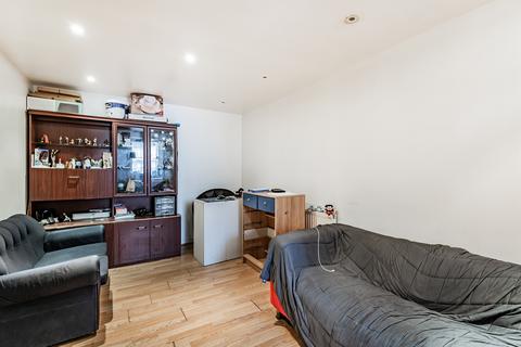 1 bedroom flat for sale, Clapham Road, London