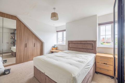 3 bedroom semi-detached house for sale, Colborne Close, Iver SL0